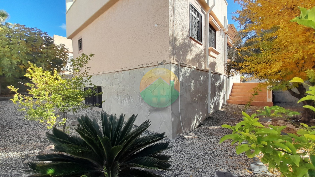 2 Bedroom Detached For Sale