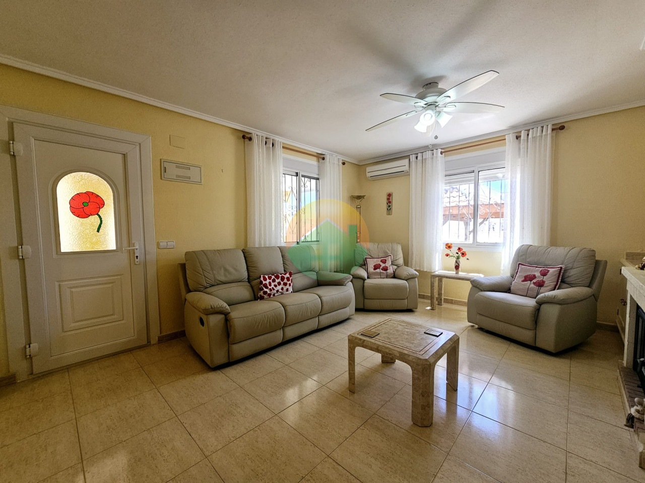 2 Bedroom Detached For sale