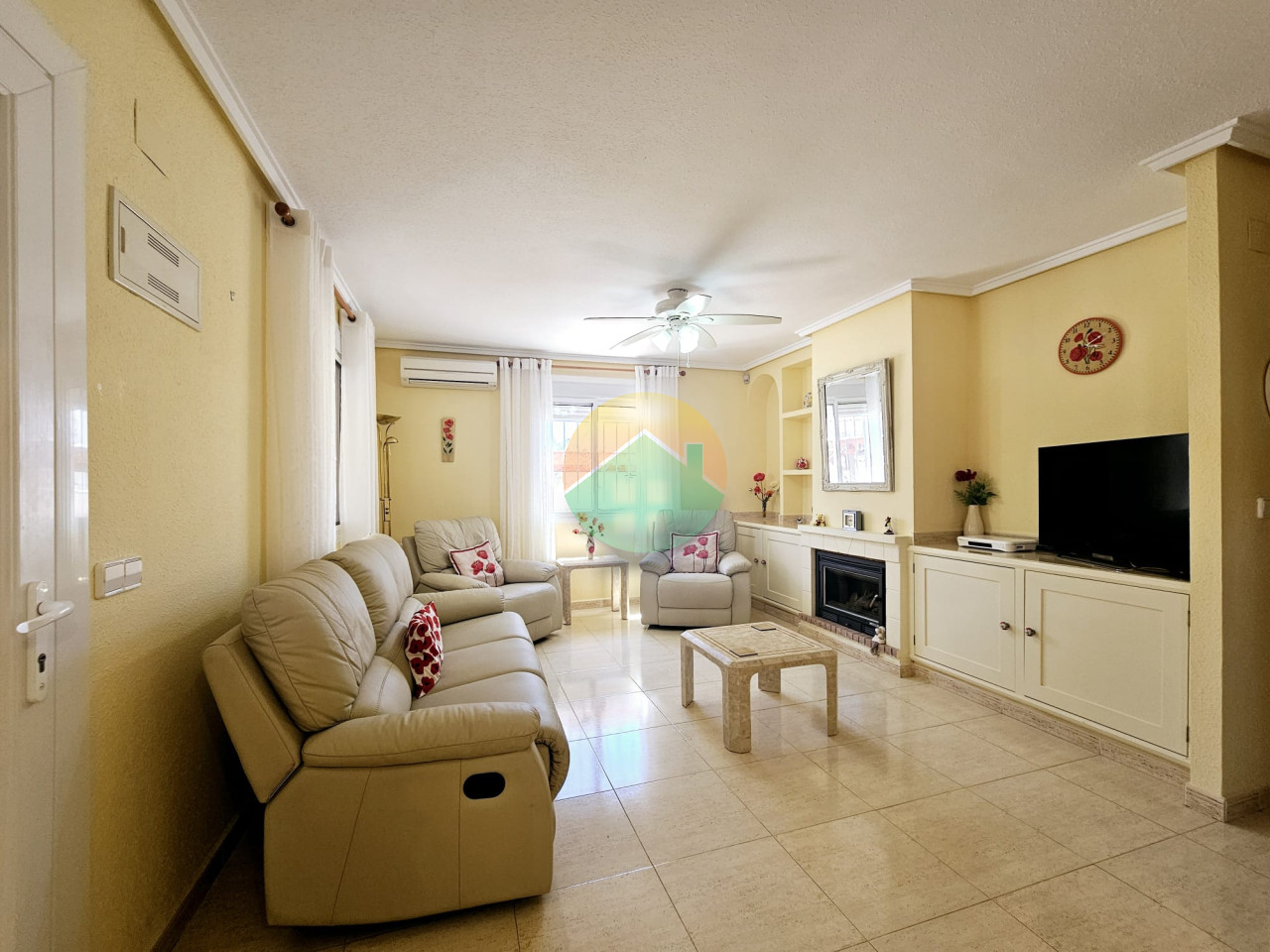 2 Bedroom Detached For sale