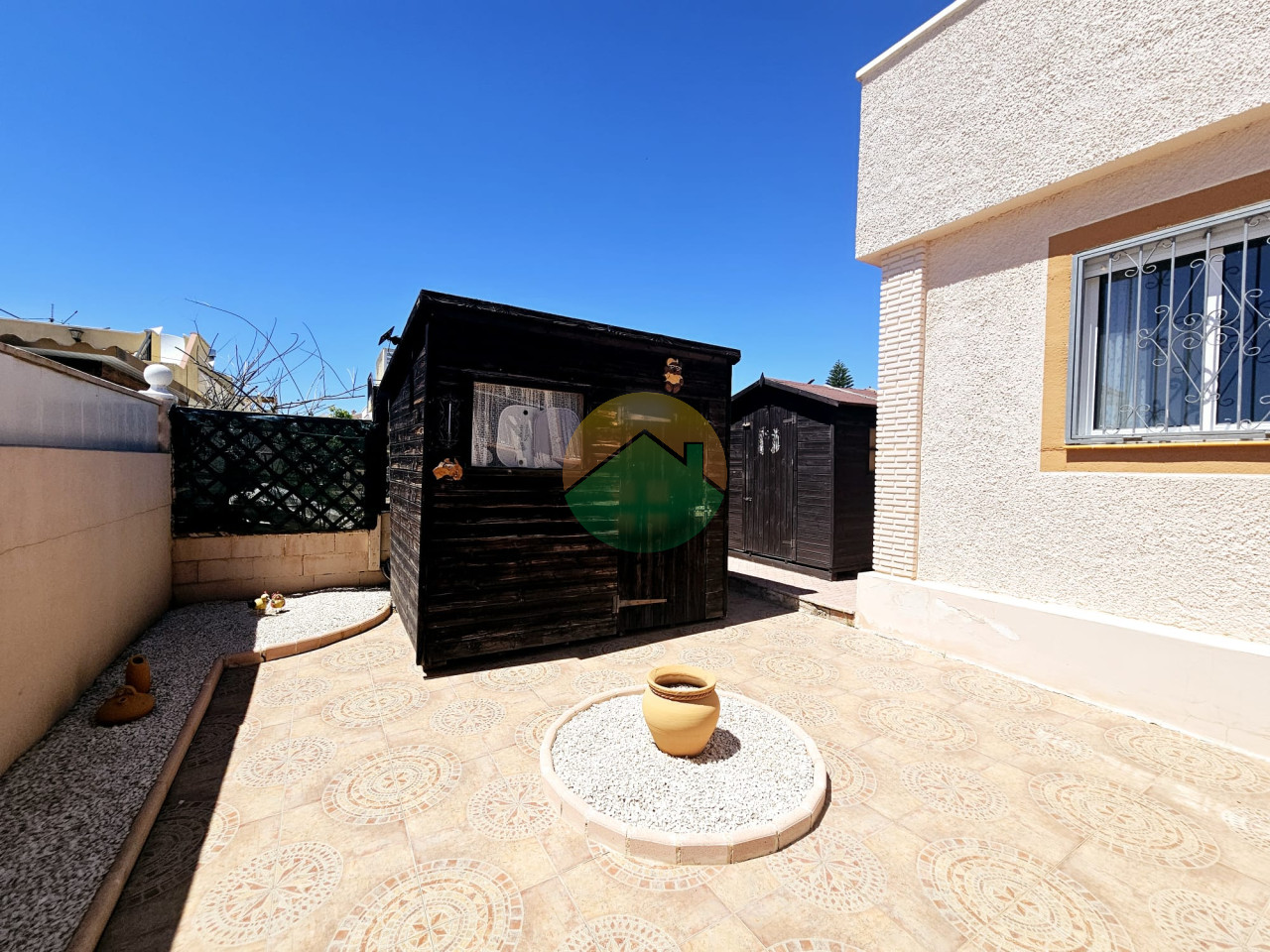 2 Bedroom Detached For sale