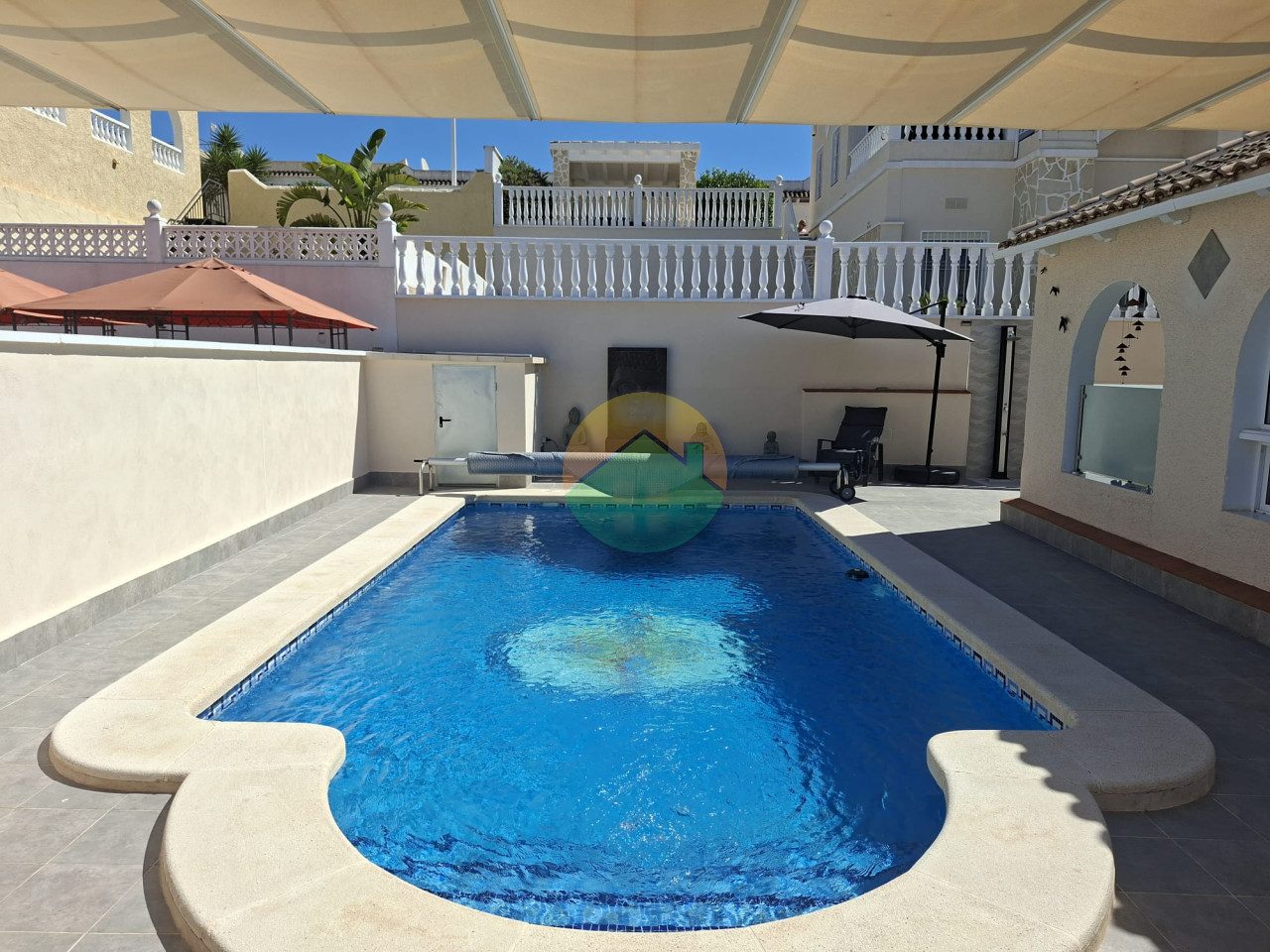 2 Bedroom Detached For sale
