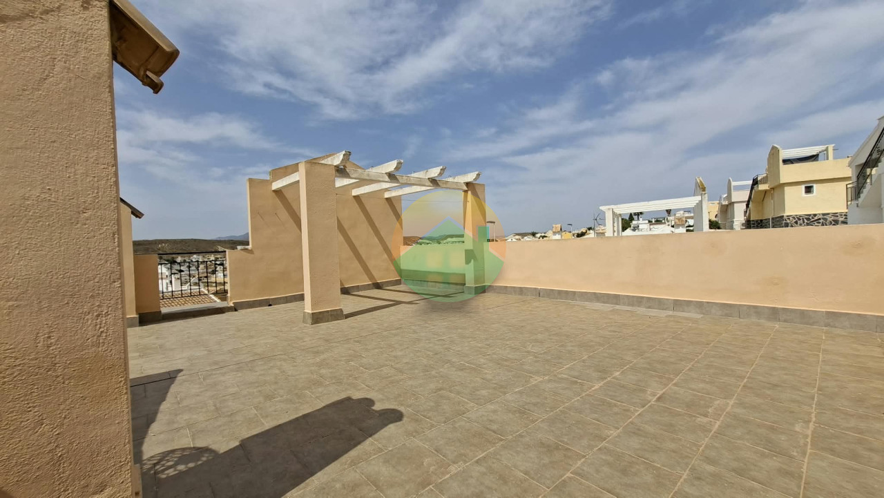 2 Bedroom Detached For sale