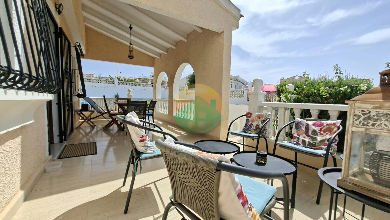 2 Bedroom Detached For sale