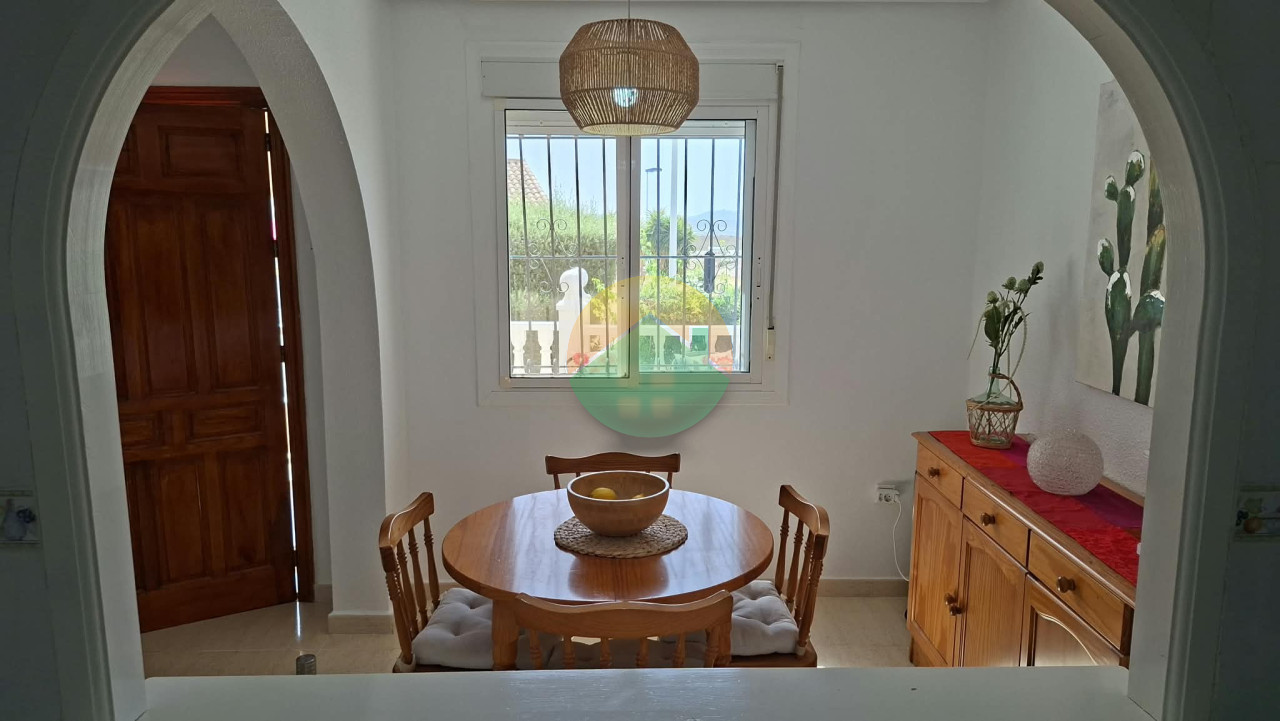 2 Bedroom Detached For sale
