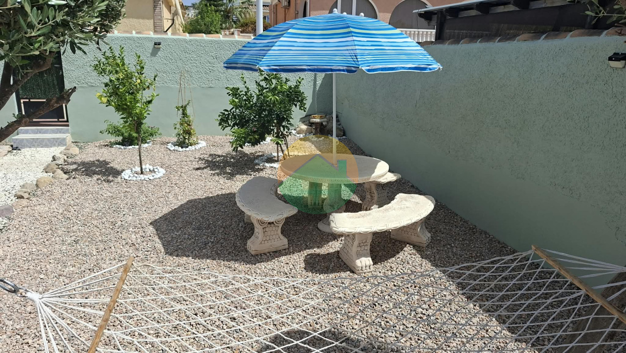 2 Bedroom Detached For sale