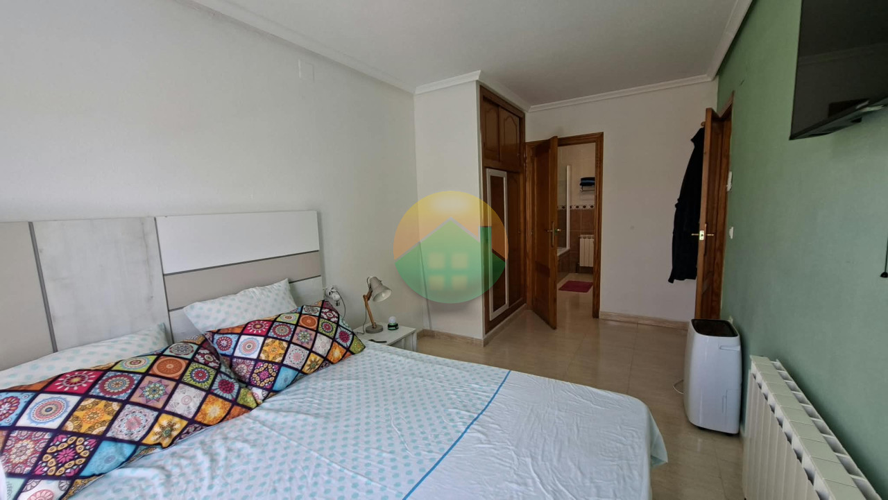 2 Bedroom Detached For sale