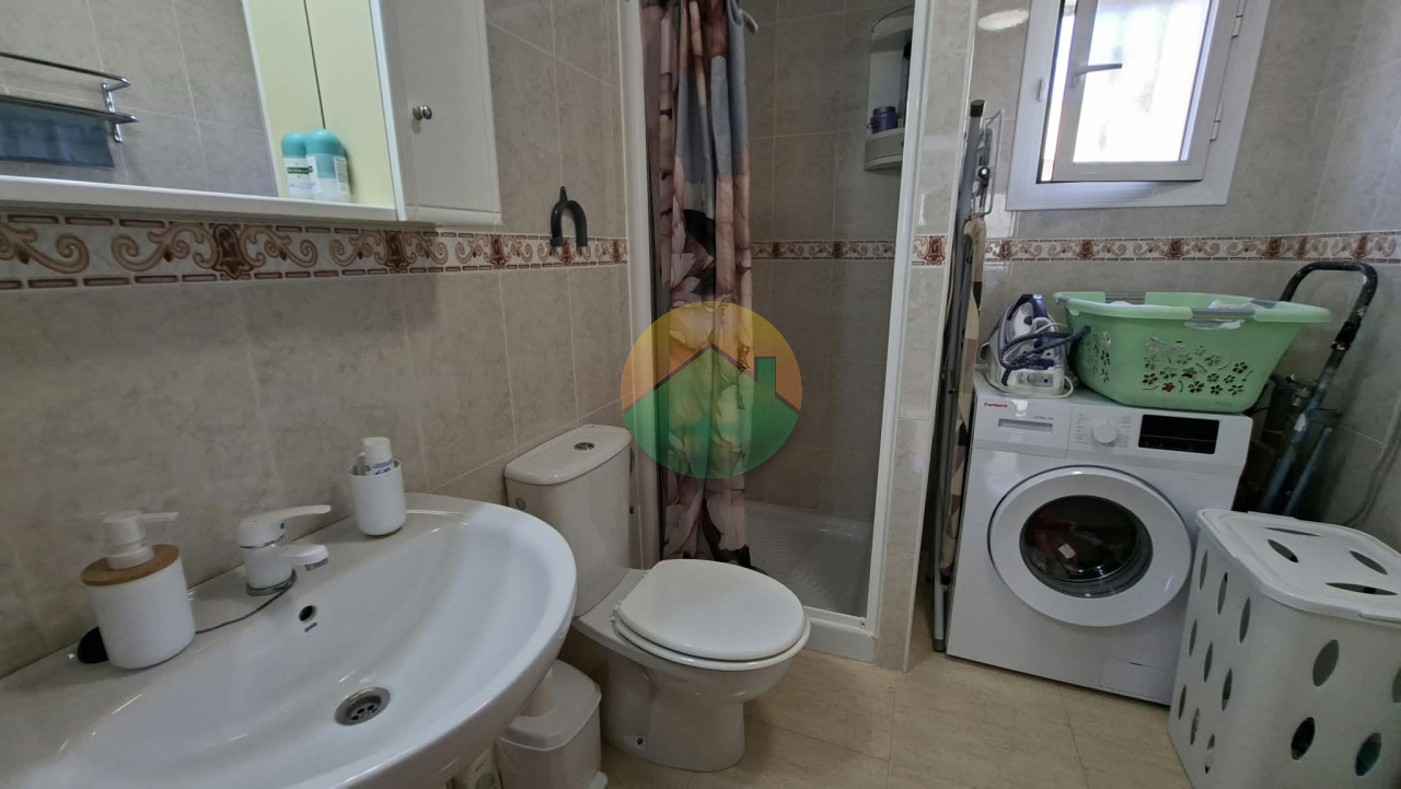 2 Bedroom Detached For sale
