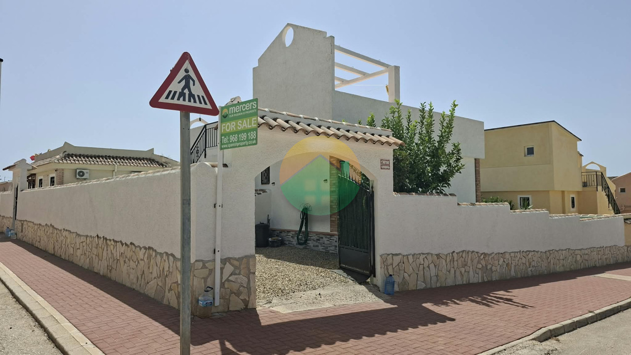 2 Bedroom Detached For sale