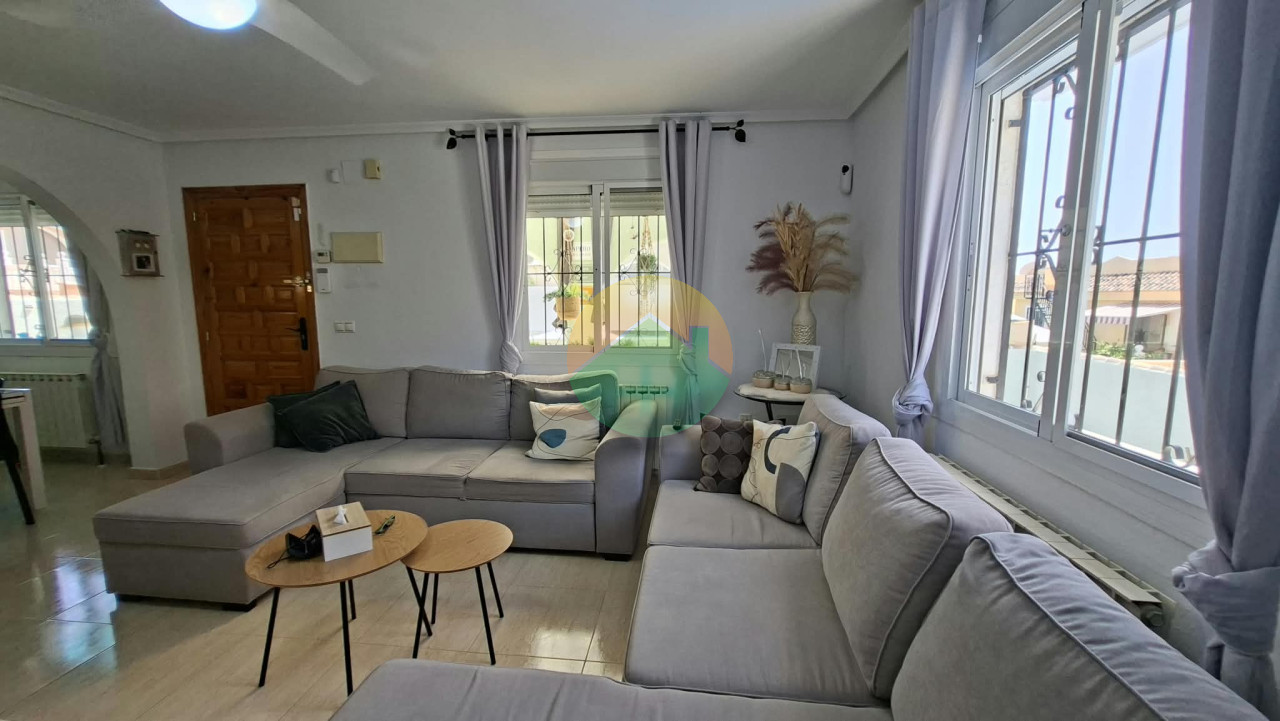 2 Bedroom Detached For sale