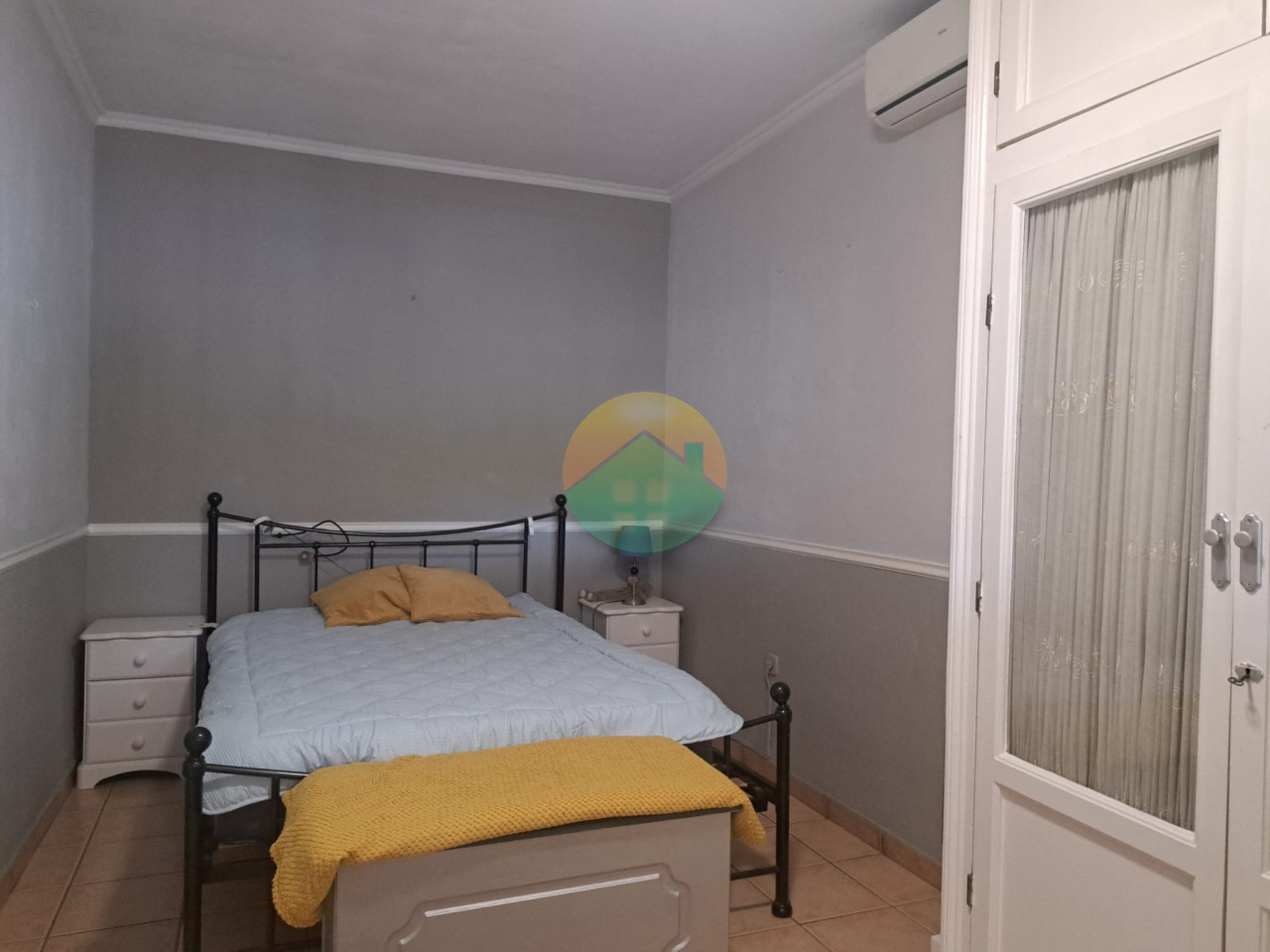 3 Bedroom Country House For Sale