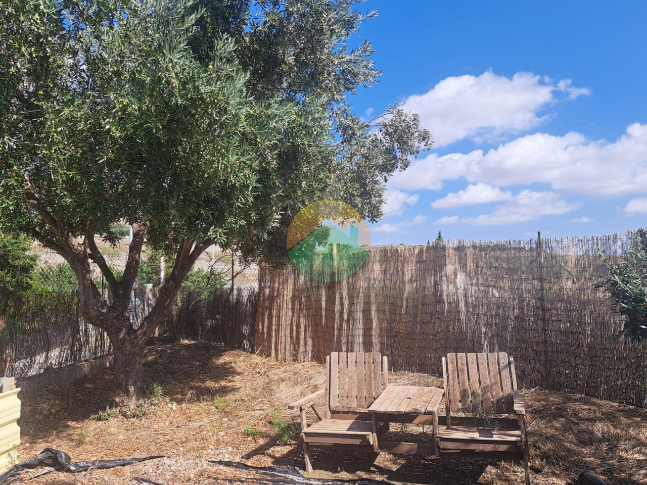3 Bedroom Country House For Sale