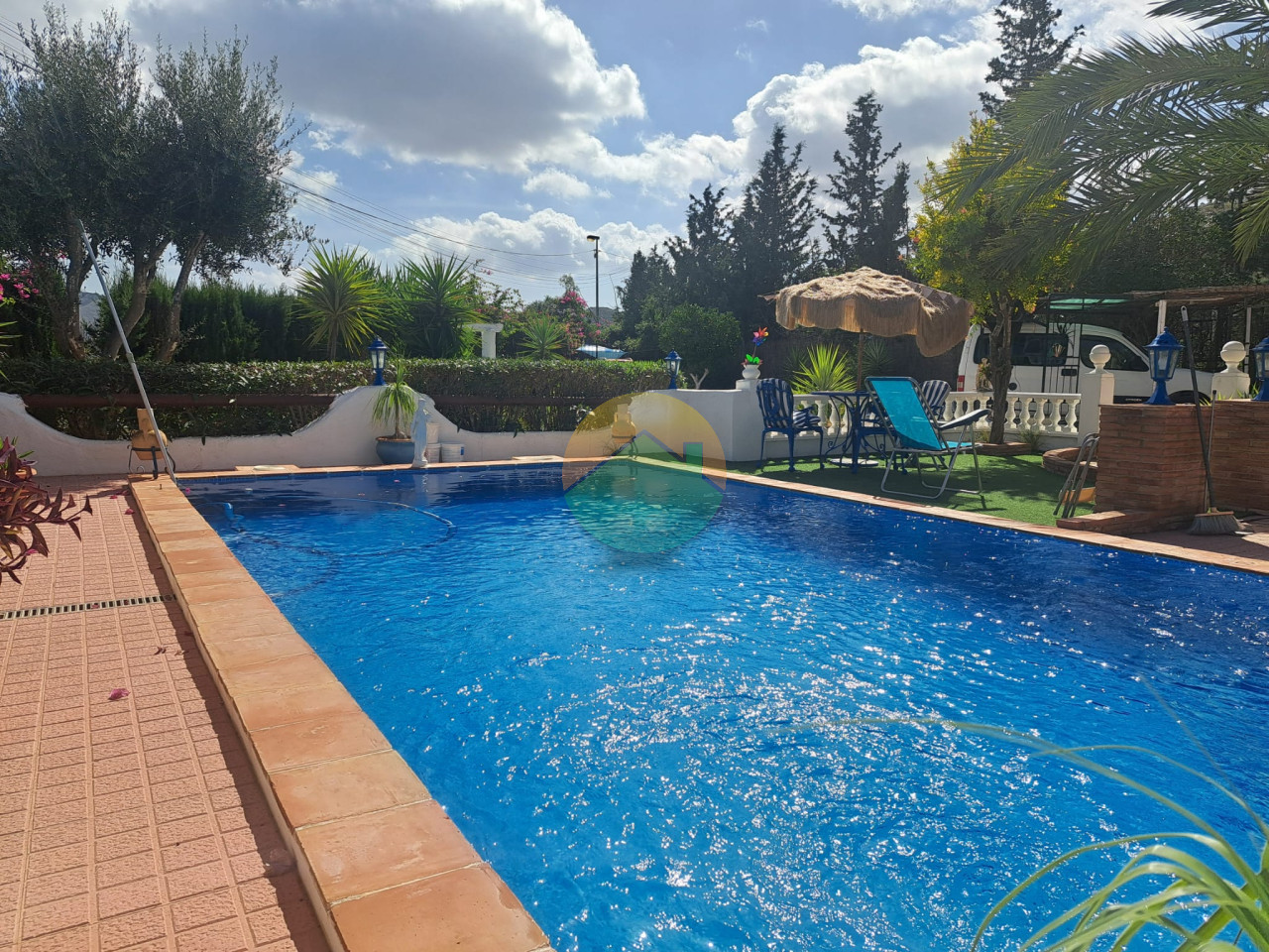 3 Bedroom Country House For Sale