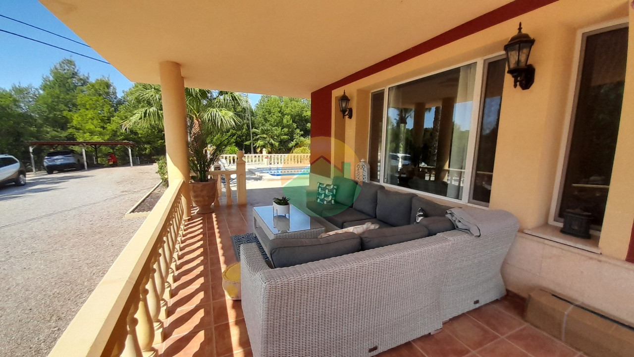 4 Bedroom Detached For Sale
