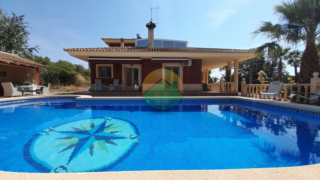 4 Bedroom Detached For Sale