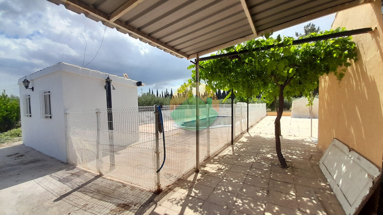 2 Bedroom House For Sale