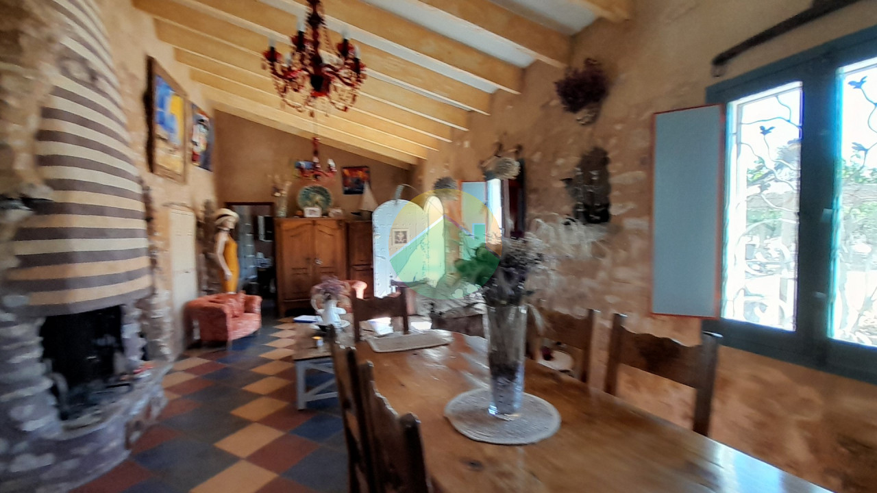 4 Bedroom Country house For Sale
