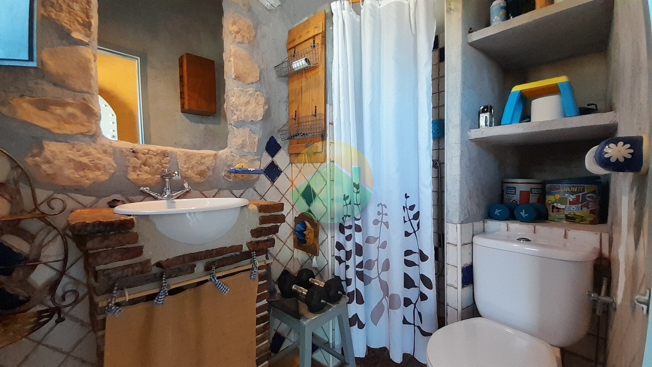 4 Bedroom Country house For Sale