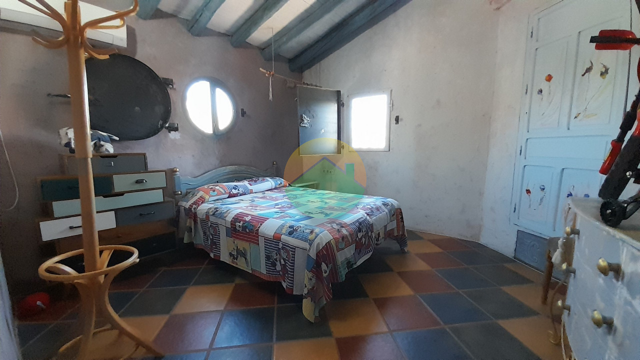 4 Bedroom Country house For Sale