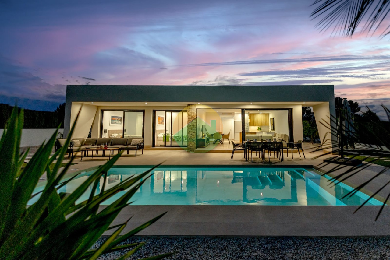 2 Bedroom Detached For Sale