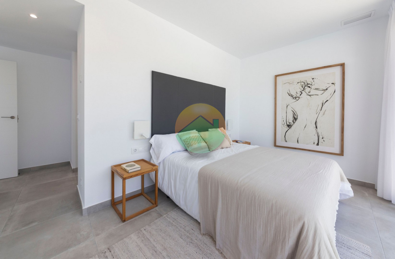 3 Bedroom Detached For Sale