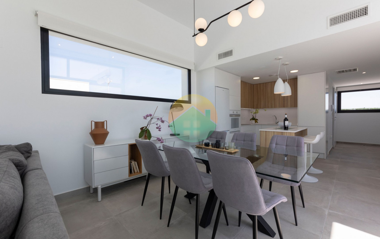 3 Bedroom Detached For Sale