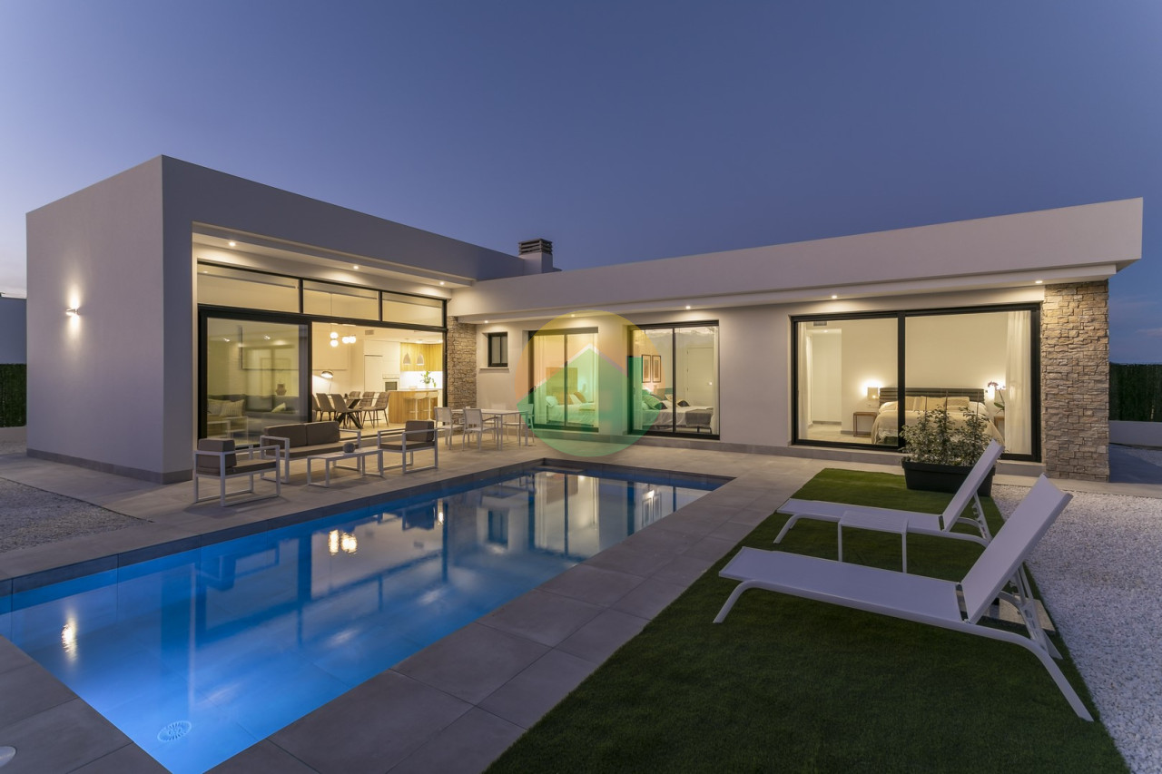 3 Bedroom Detached For Sale
