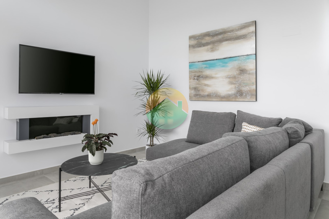 3 Bedroom Detached For Sale