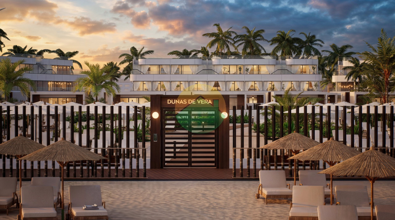 Frontline beach Resort Almeria