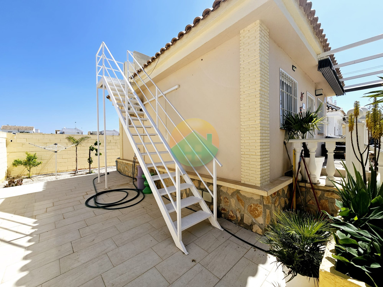 1 Bedroom Detached Villa For Sale