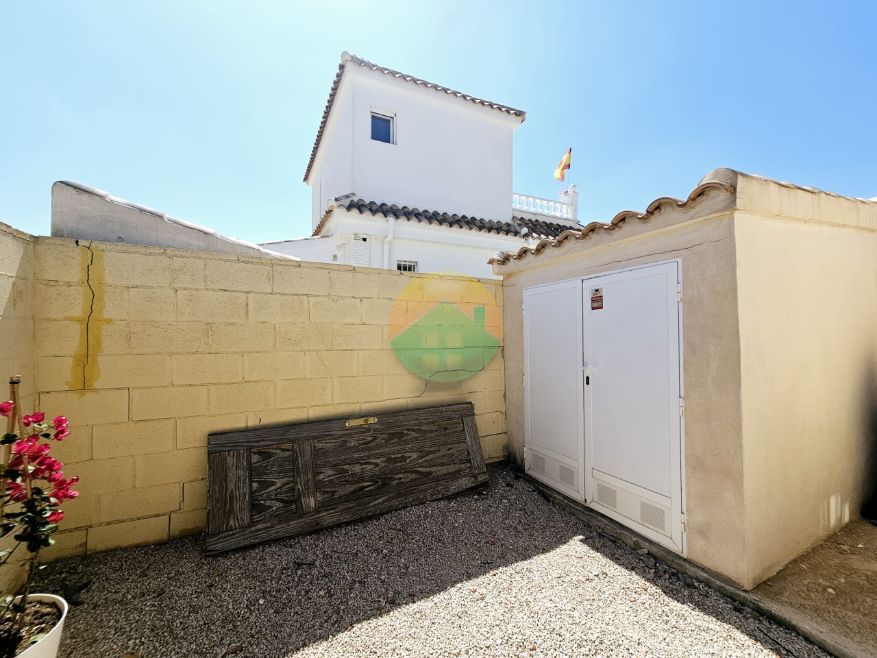 1 Bedroom Detached Villa For Sale