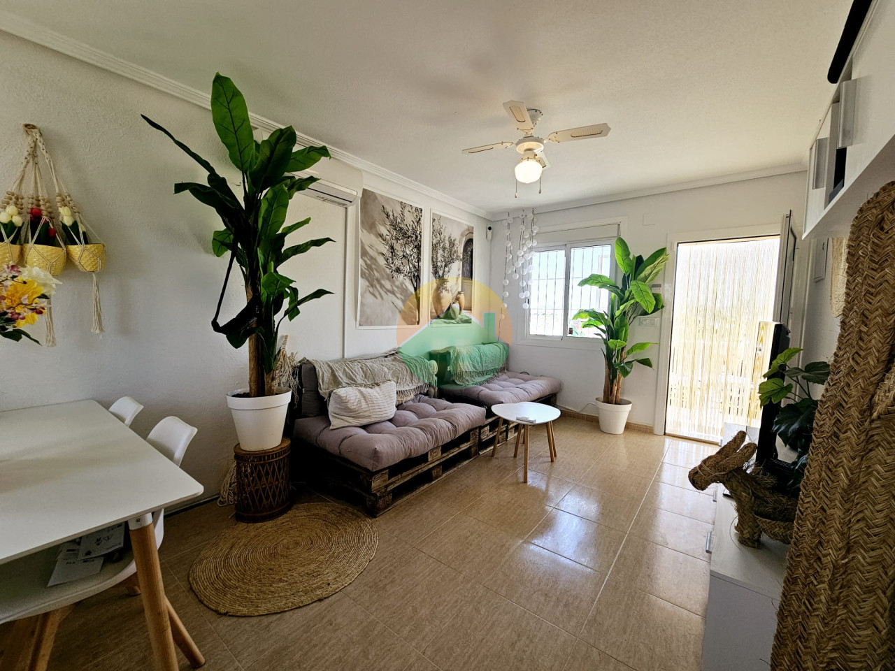 1 Bedroom Detached Villa For Sale