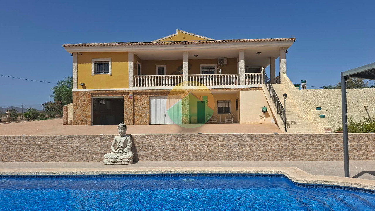 4 Bedroom Detached For Sale