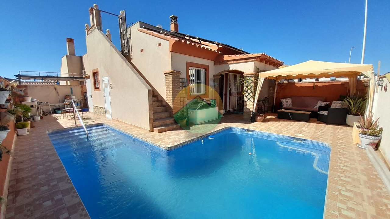 2 Bedroom Semi-Detached For Sale