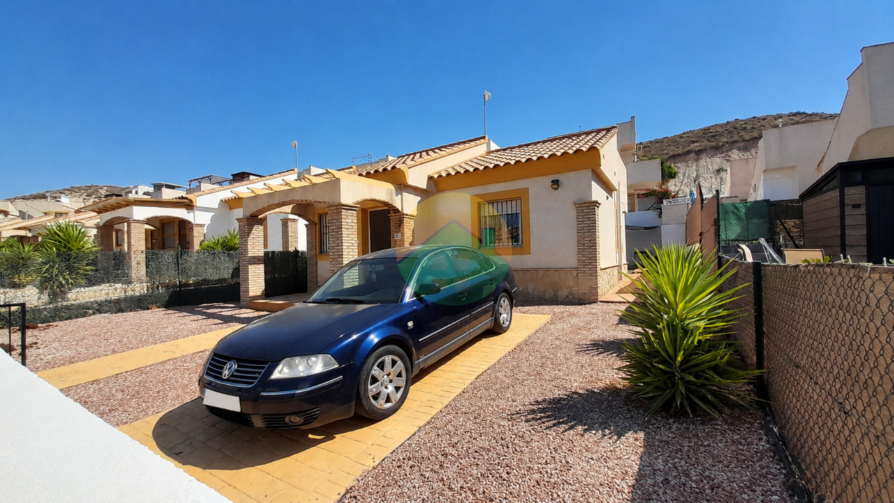 2 Bedroom Detached For Sale