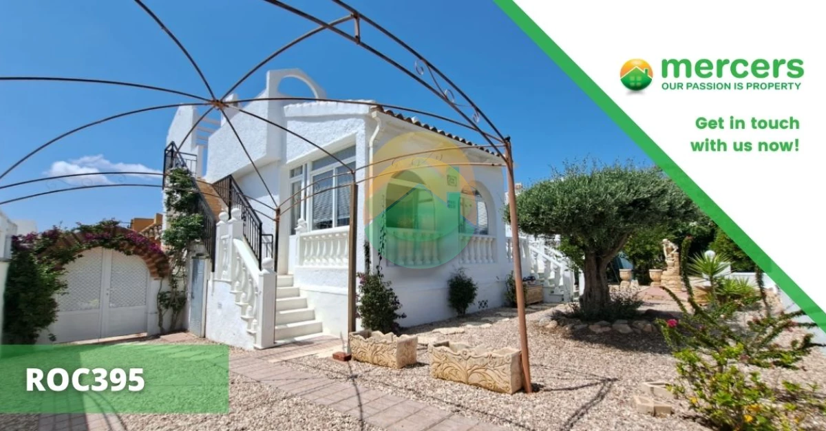 Camposol. A detached 2 bedroom villa with a pool for sale in costa calida